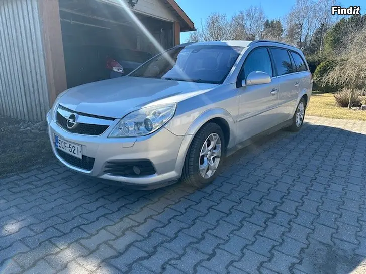 Säljes Opel Vectra  5D VECTRA STW 2.2 AUTOMATIC  2006  Nybesiktad