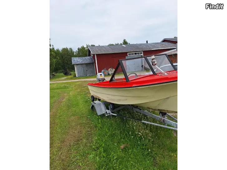 Säljes Båt projekt