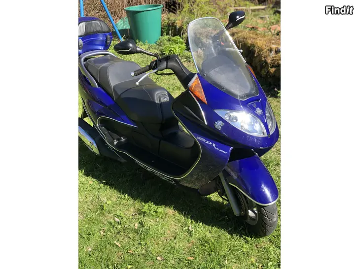 Myydään Skootteri 125cc