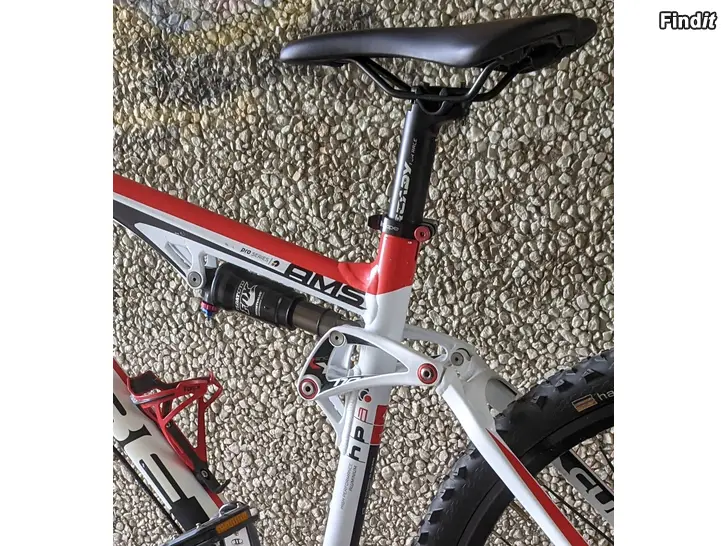 Säljes Heldämpad MTB 26
