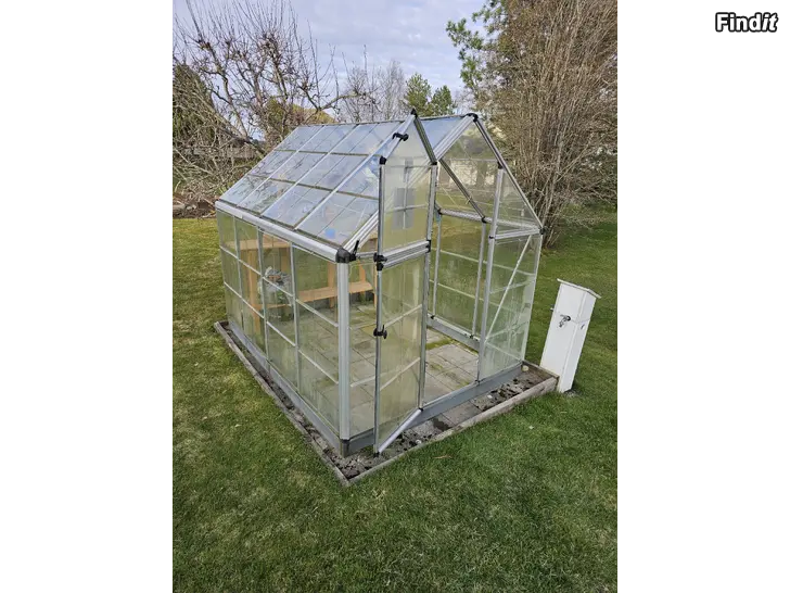 Myydään Kasvihuone 4,5 m2
