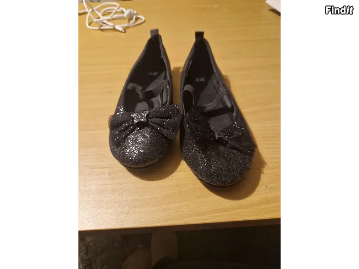 Säljes Ballerina skor st 30