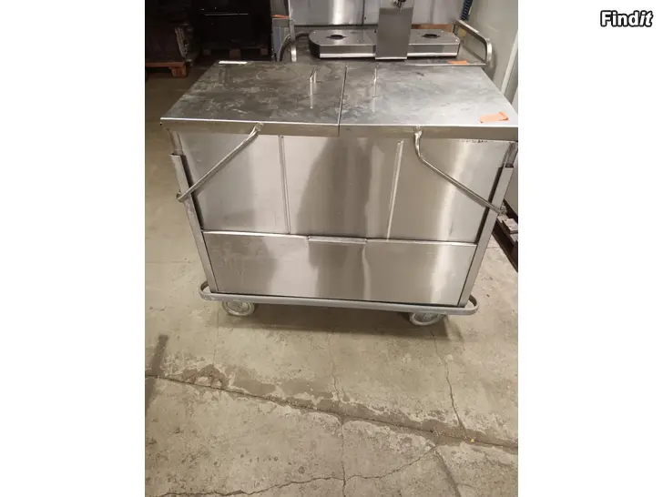 Myydään Varm transport vagn