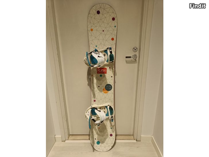 Myydään Myydään Burton lumilauta 150cm + siteet