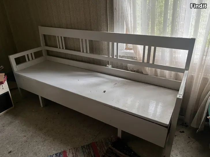 Säljes Kökssoffa