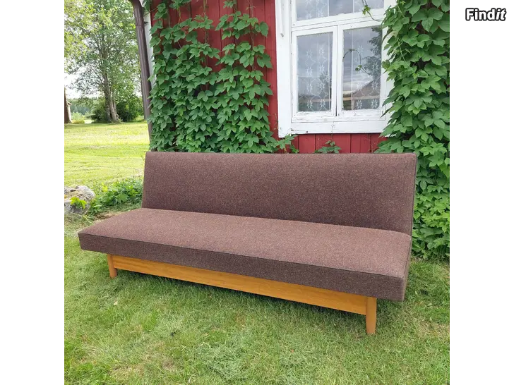 Säljes Bäddbar vintage soffa