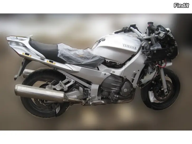 Myydään Yamaha FJR 1300 06-11 osia