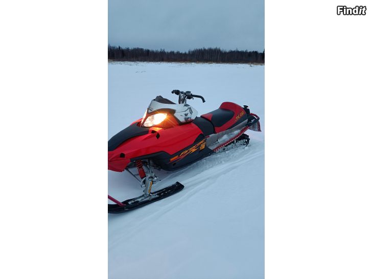 Myydään Arctic cat f6