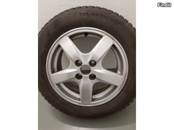 Myydään Talvirenkaat 185/65R15