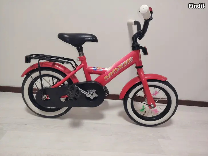 Myydään Lasten polkupyörä MOXIE 12