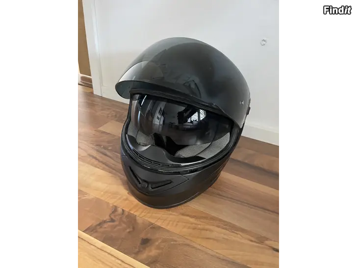 Säljes Mc hjälm
