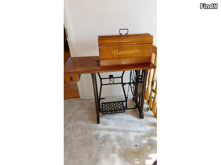 Säljes Naumann symaskin