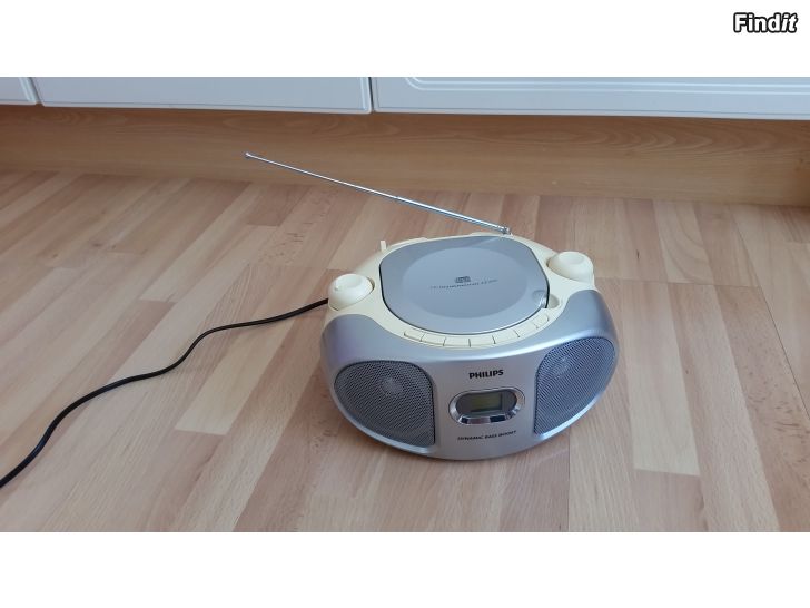 Myydään PHILIPS radio ja cd-soitin AZ102S