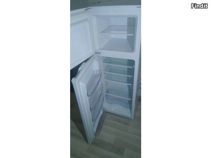 Myydään Jääkaappi