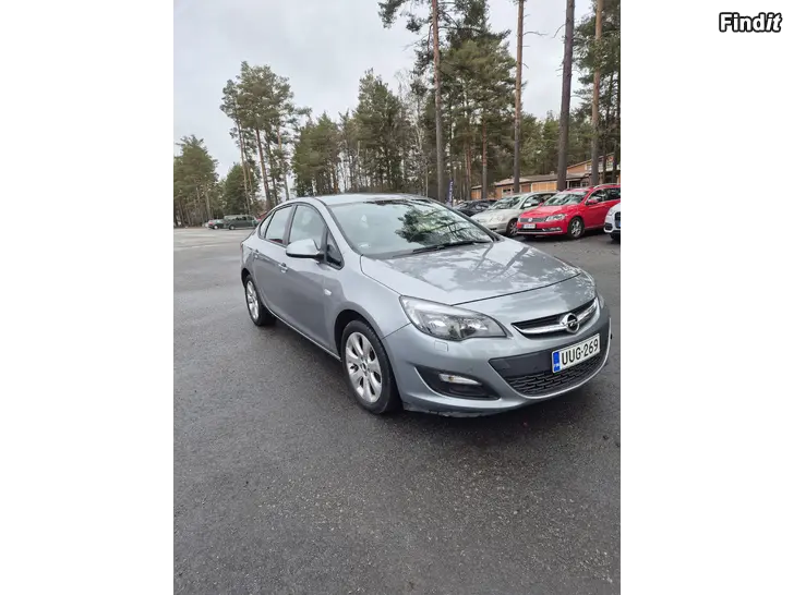 Myydään Opel astar