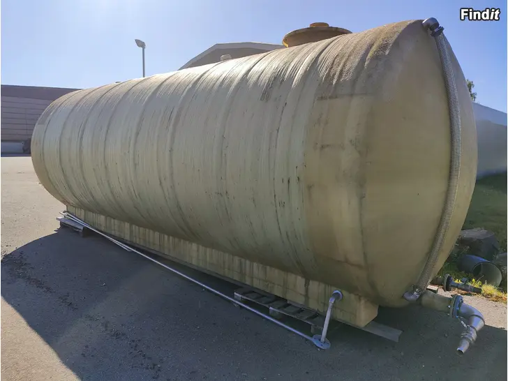 Säljes Glasfibertank 30m2
