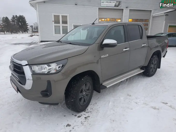 Myydään Toyota Hilux 4x4