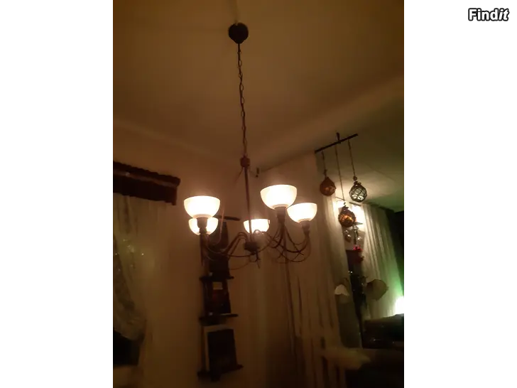 Myydään Valaisin / Lampa