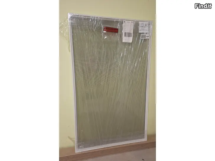 Säljes Nytt myggnät med ram för fönster