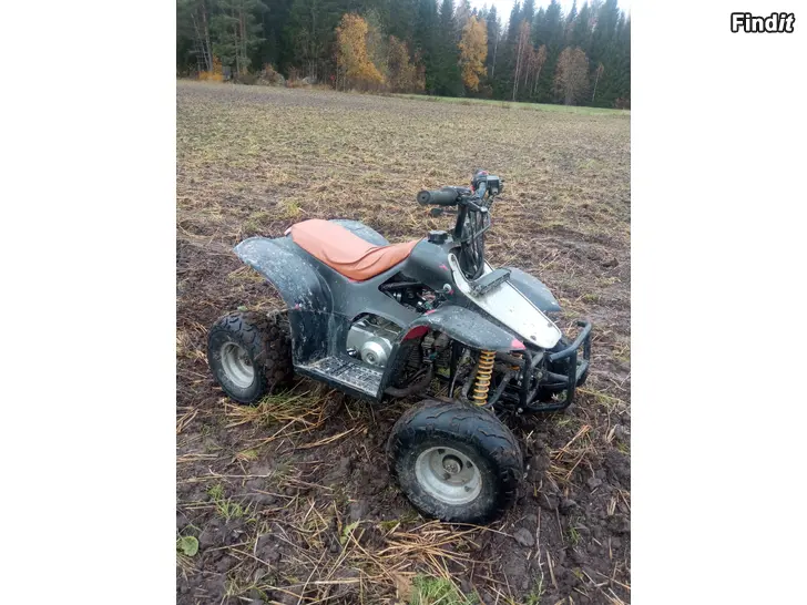 Myydään Comanche minimönkijä 110cc Tiistaihin asti 250