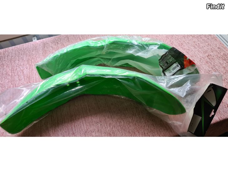 Säljes Kawasaki framskärmar