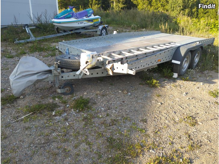 Myydään Autonkuljetus traileri 2700kg,Syland