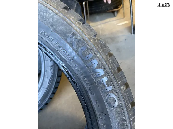 Säljes Kumho 275/40-20