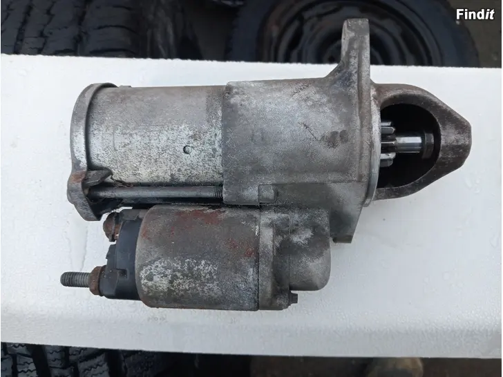 Myydään Opel Astra 1,6 2010 käynnistysmoottori