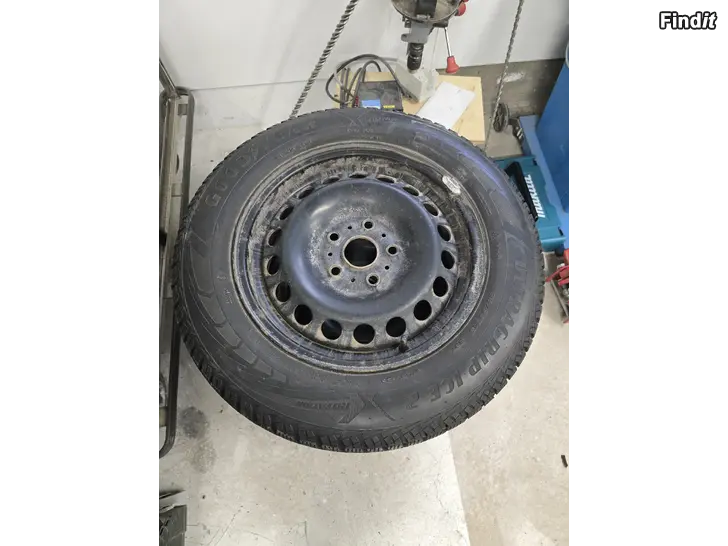 Säljes Kitkarenkaat vanteilla 15 5x100 jako