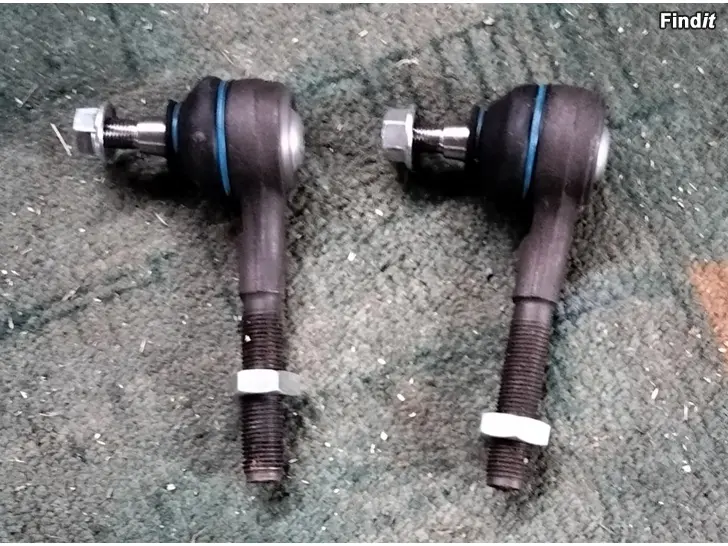 Myydään Raidetangon päät raidetangon sisä takakonttiin laatikko