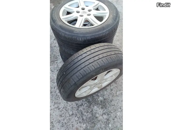 Myydään Kesärenkaat 205/60 R16 + vanteet