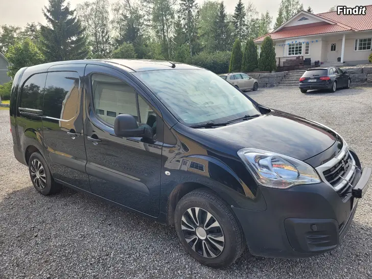 Säljes Peugeot Partner -17, Moms