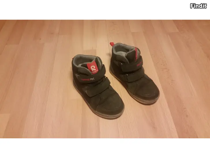 Säljes Reimatec mustat lenkkarit vk-kengät  koko 27 -hinta 4e