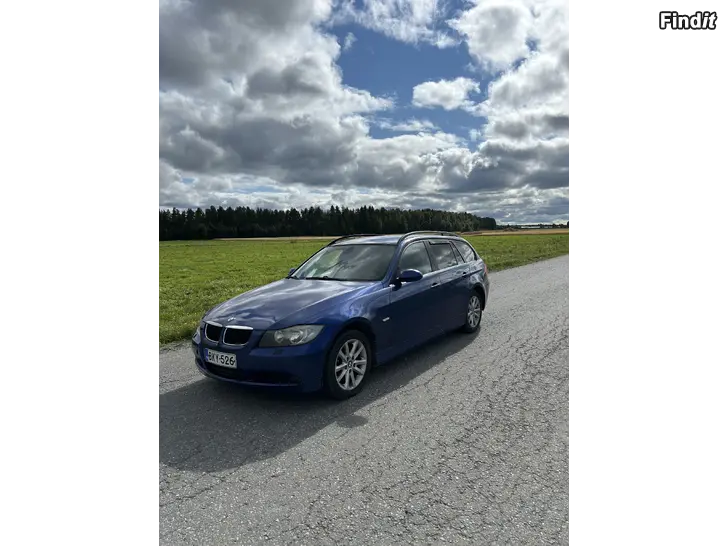 Säljes Bmw 318 bensin