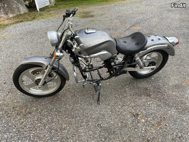 Myydään Custom projekti