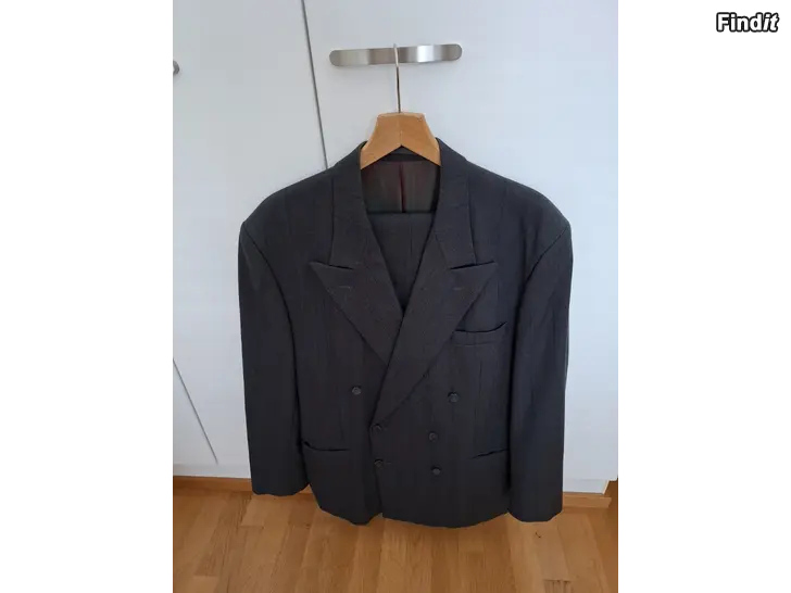 Säljes Kostym 52 B