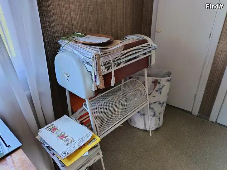 Myydään Hus tömning, Socklot