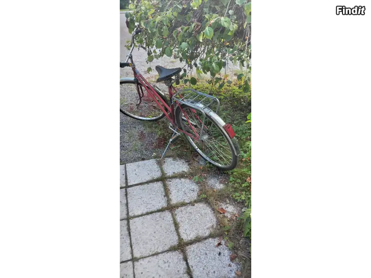 Myydään Naisten-Dam pyörä-cyckel