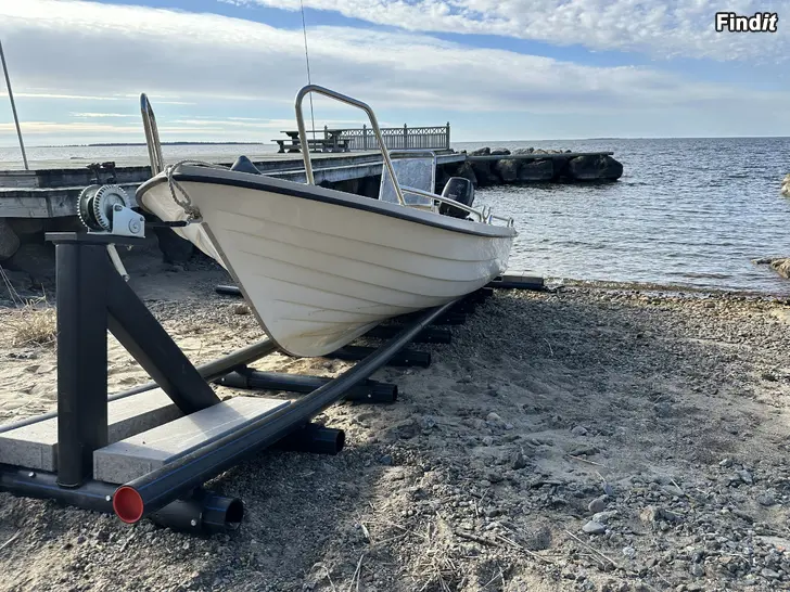 Säljes Båtslip 7,5m komplett - Justerbar bredd