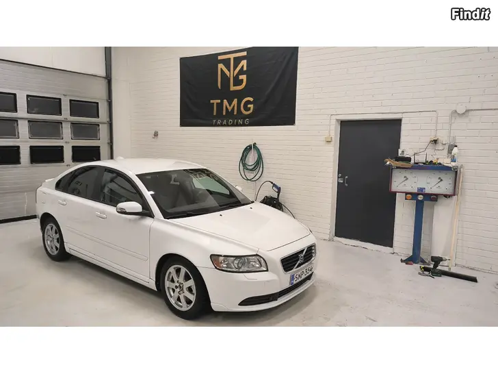 Säljes Volvo s40 2.5 T5 automat 230hp. Nyservad