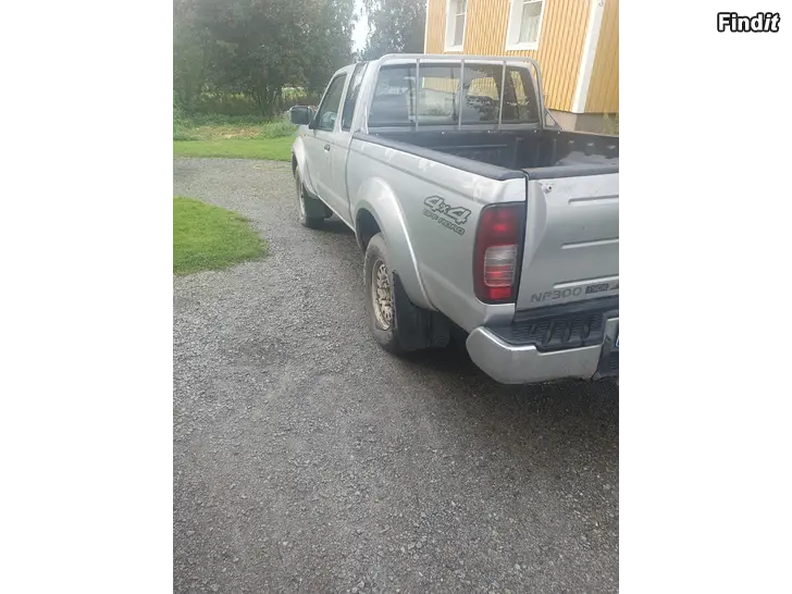 Säljes Nissan np300 4x4