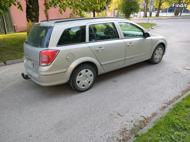 Myydään Opel Astra H 1.6 vm-05 Kats.5.6-25 Myydään Opel Astra H 1.6 vm-05 Kats.5.6-25