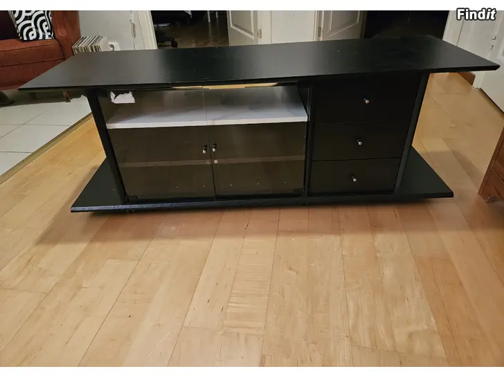 Säljes Tv bänk