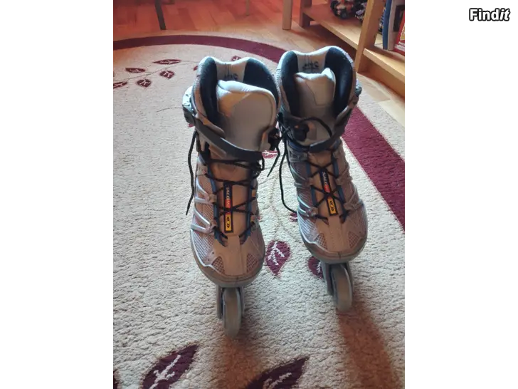 Myydään Rullaluistimet