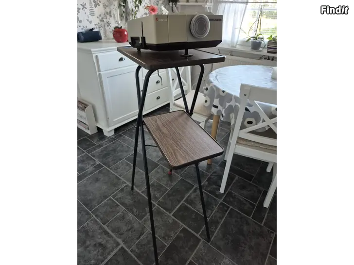 Säljes Diaprojektor