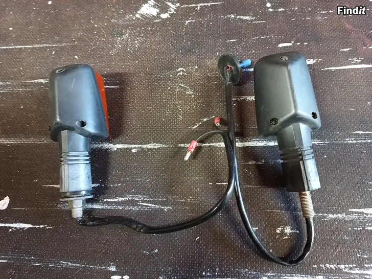 Säljes Suzuki Bandit blinkers bak