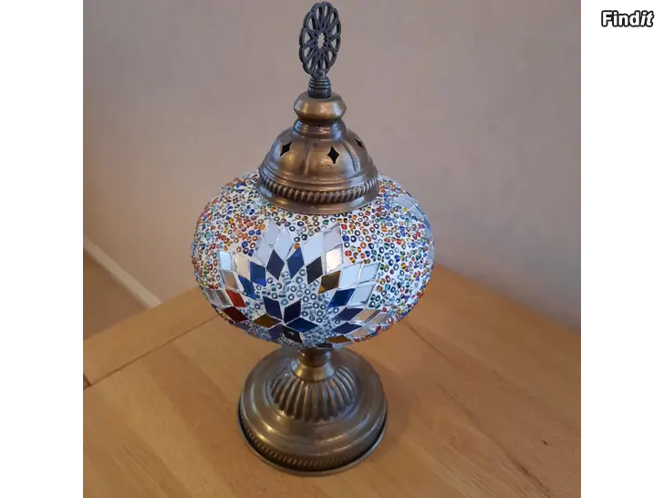 Säljes Turkisk bordslampa