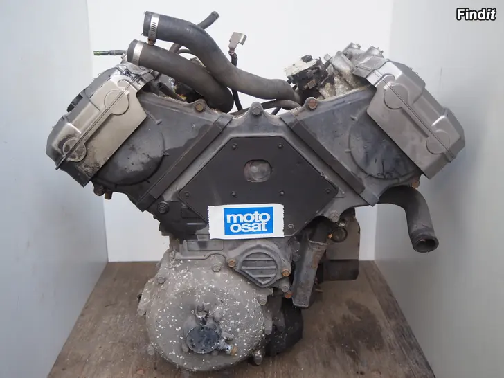 Myydään Honda ST 1100 90-02 PanEuropean osia