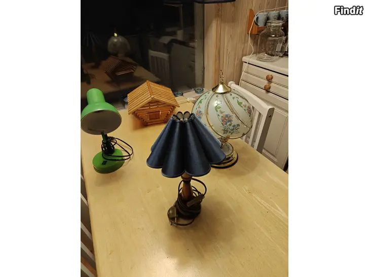 Säljes Fyra olika lampor till salu