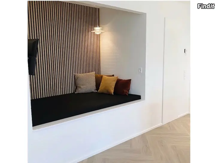 Myydään Akustikskiva Fibrotech Basic, 22x605x2440mm i ljus ek